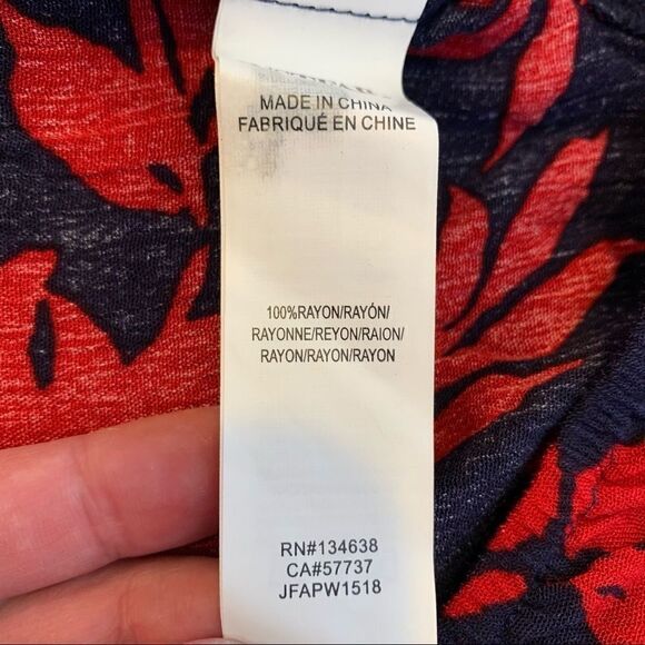 JustFab Size 3X Navy and Red Off Shoulder Top With Crochet - Picture 10 of 12